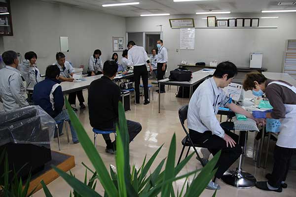 健康診断の様子
